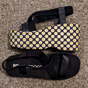 Rocket dog Platform sandals 10
